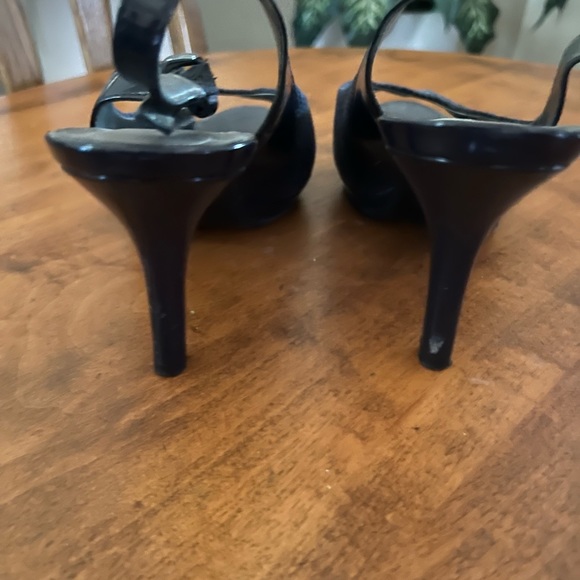 Ladies, navy high heel shoes, size 11, medium - Picture 2 of 2